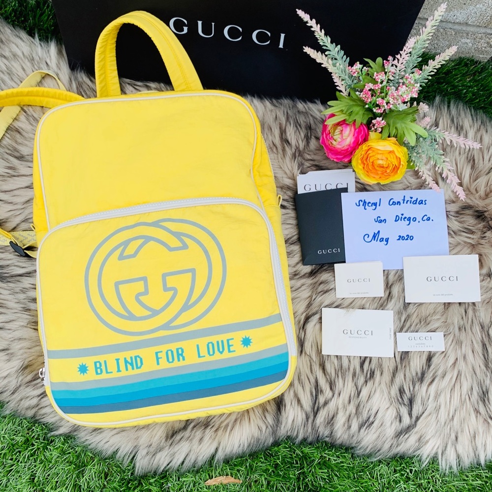 ✨NEW✨ GUCCI Yellow Medium Blind For Love Backpack - Picture 2 of 10